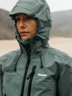 Fashion Finisterre Women's Stormbird Waterproof Jacket DeepSea