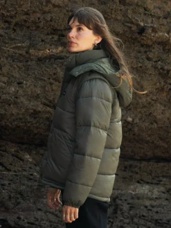 Cheap Finisterre Women's Stratos Modular Jacket Olive