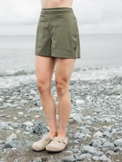 Online Finisterre Women's Walker Hybrid Shorts Olive