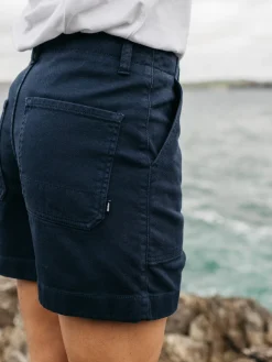 Sale Finisterre Women's Yarrel Canvas Shorts Navy